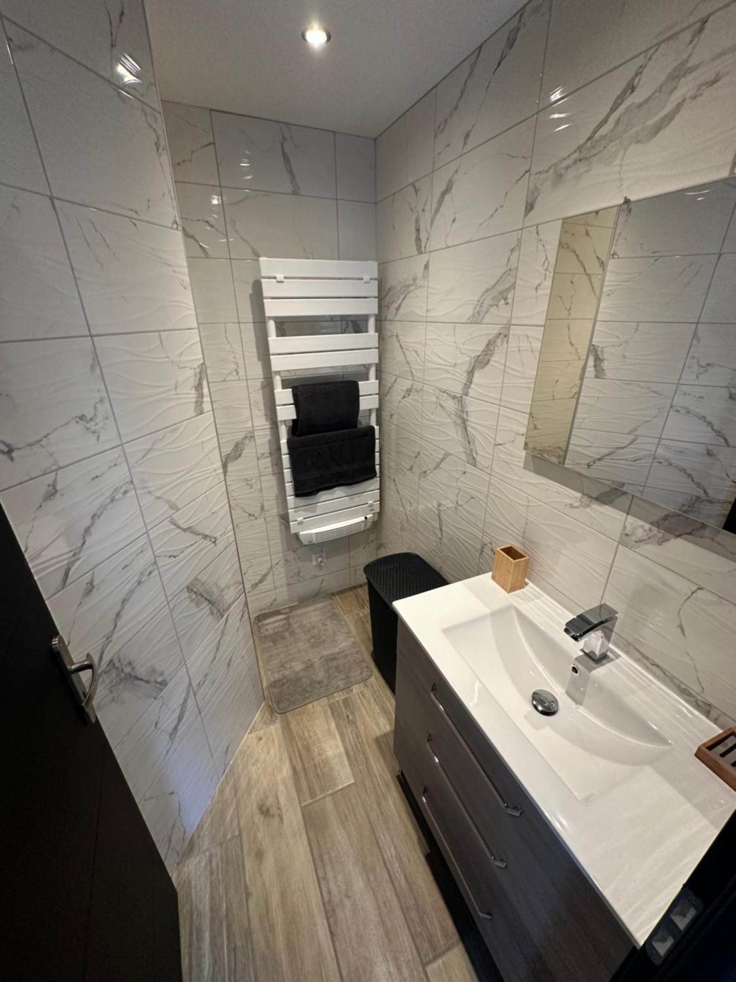 Appartement Moderne Et Confort Châtillon-sur-Seine Εξωτερικό φωτογραφία
